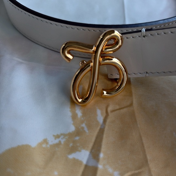 Loewe Gold Logo White Belt - Picture 2 of 6